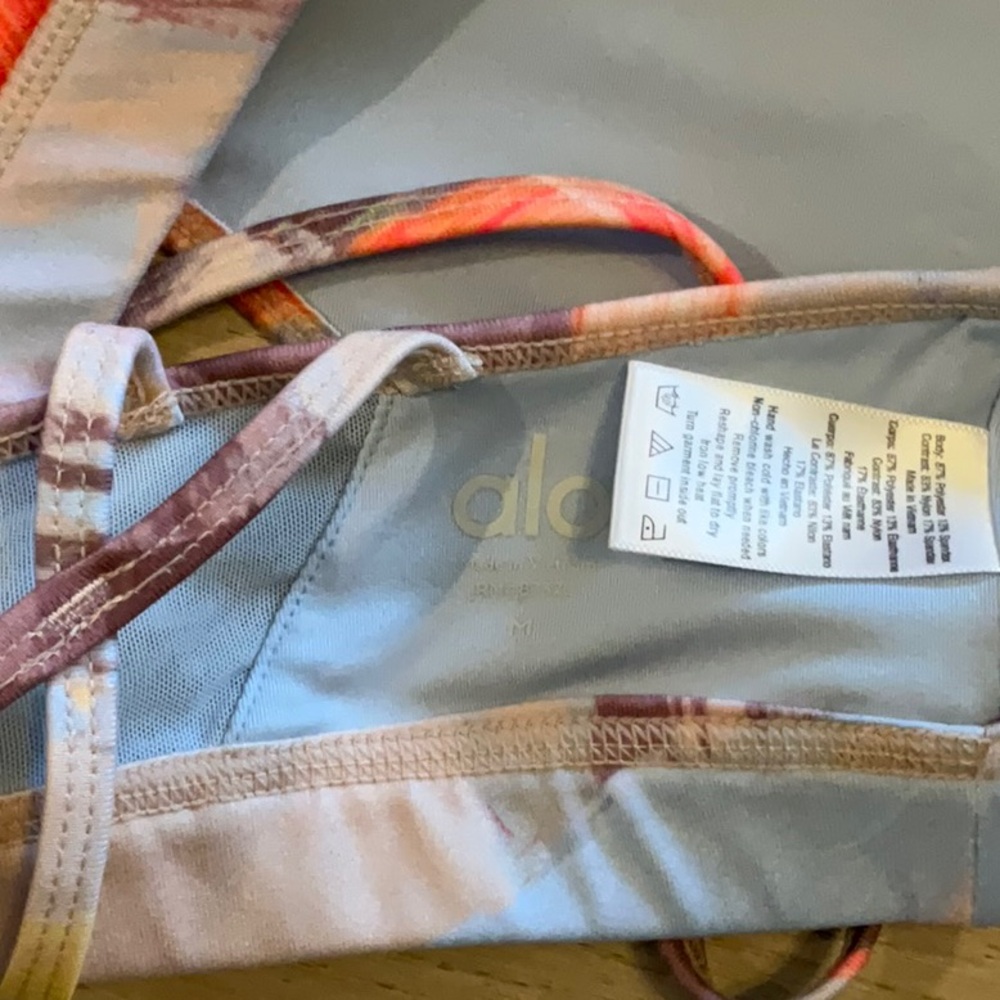 Alo Sports Bra - Picture 3 of 3